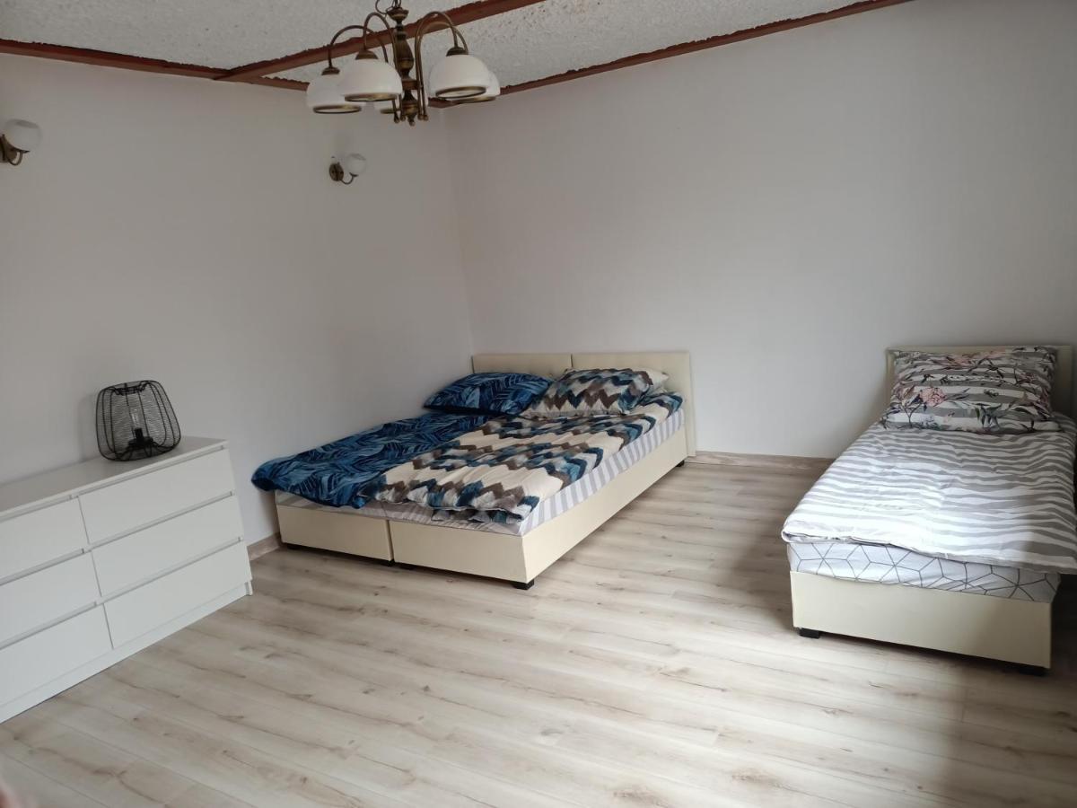 Villa Pokoje Na Jasminowej Pisz Exterior foto